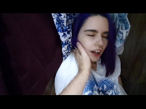 ❤️ Sibt lil sis tiegħi fil-closet u għenitha tiġri ❤️❌ Vidjow tas-sess lilna ️❤